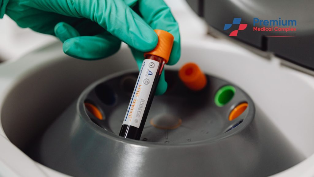How to choose the right clinical trial to join, highlighting factors such as eligibility, patient safety, trial purpose, ethical approvals, location, potential benefits, and guidance from certified clinical research centers.